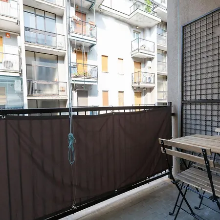 Easytopstay - Bramante Cozy Flat Milão
